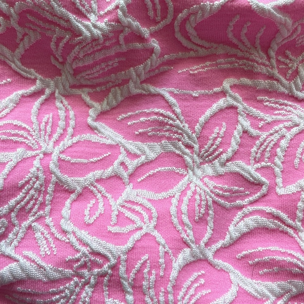 Pink Bikini - Picture 3 of 9